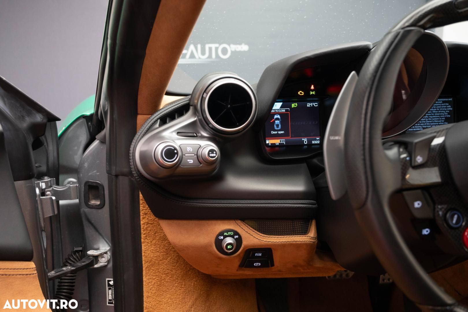 Ferrari F8 - 24