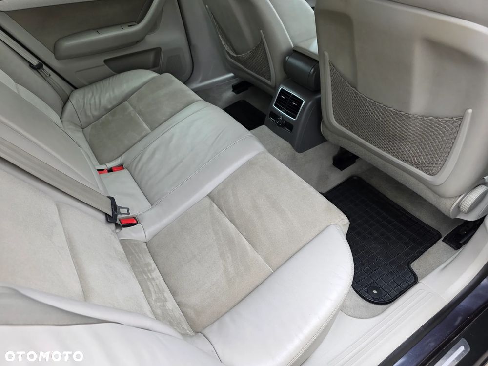 Audi A6 - 35