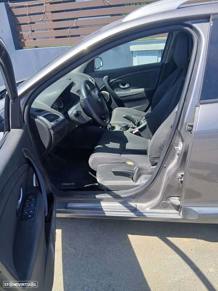 Renault Mégane Sport Tourer - 4