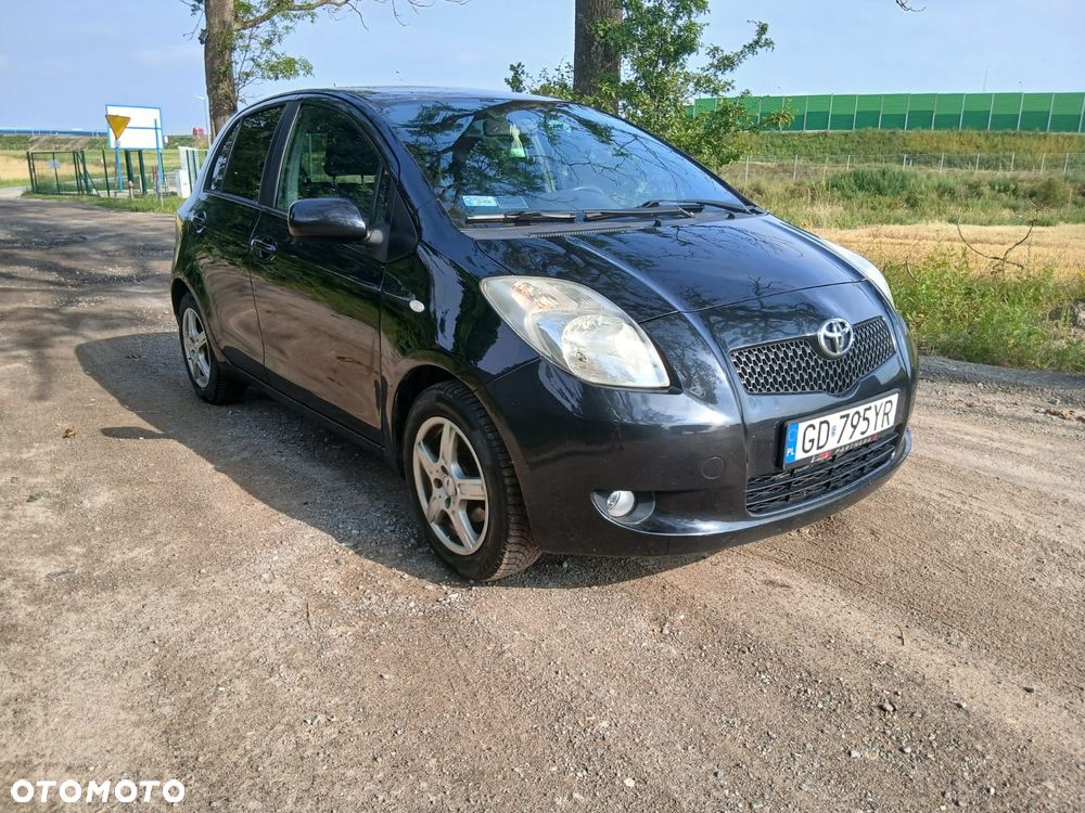 Toyota Yaris 1.3 Luna - 2