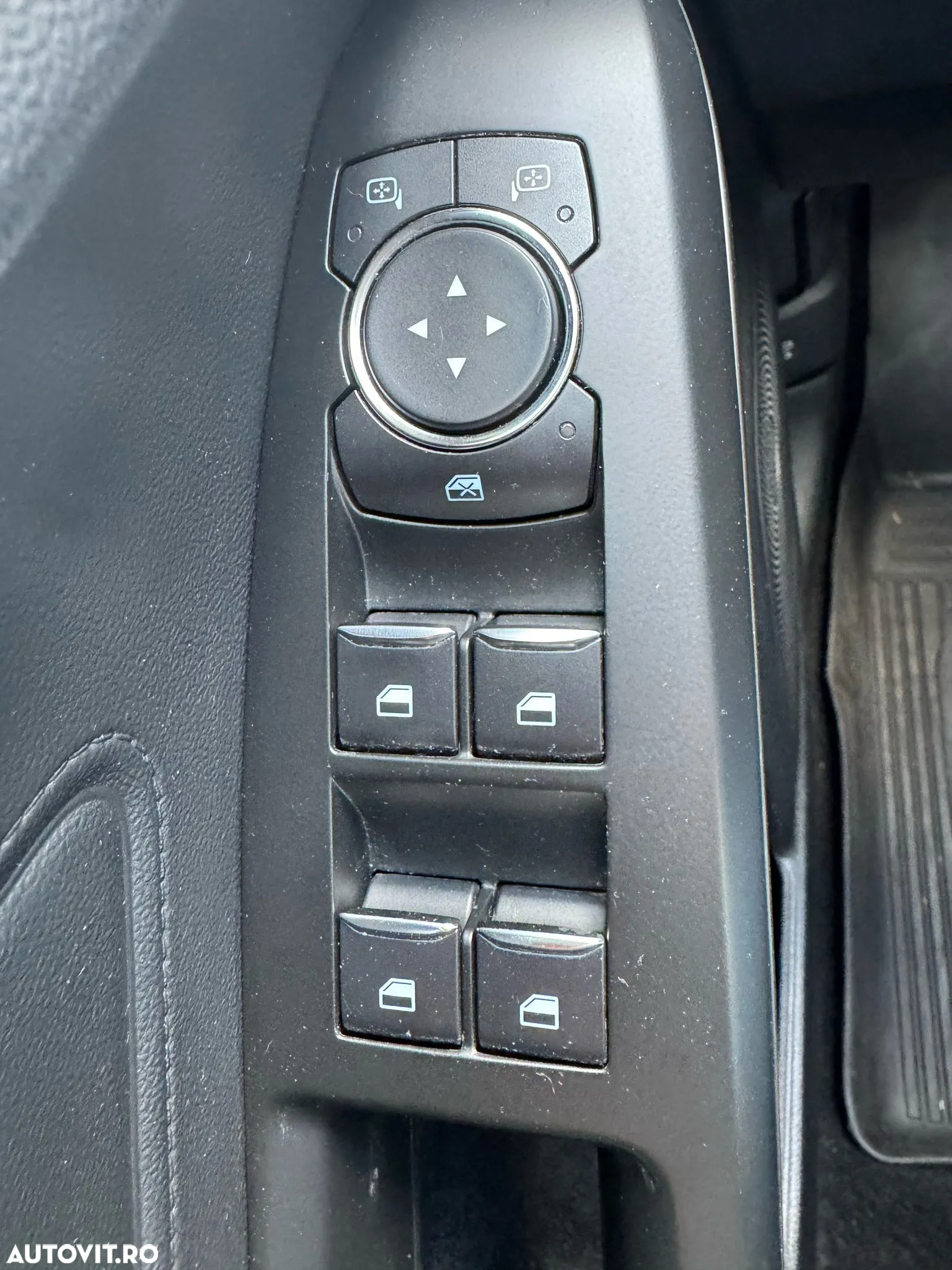 Ford Focus 1.5 EcoBlue Connected - 33