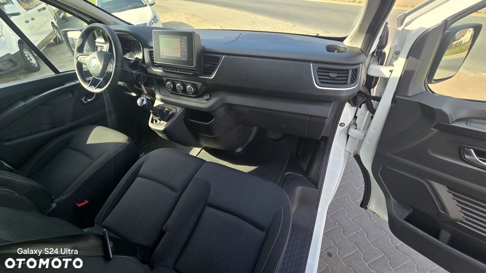 Renault TRAFIC - 16