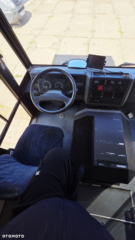 Iveco ML 100 E15 Foodtruck - 5