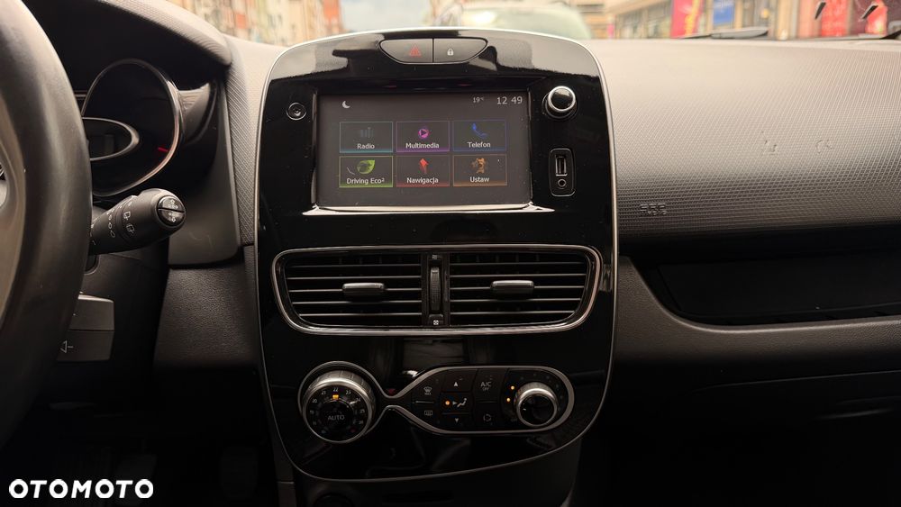 Renault Clio - 29