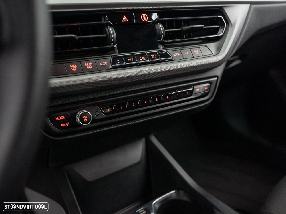 BMW 118 i Corporate Edition Auto - 25