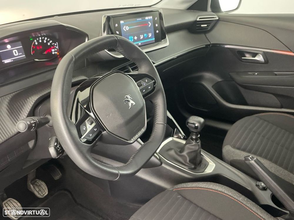 Peugeot 208 1.2 PureTech Allure - 17