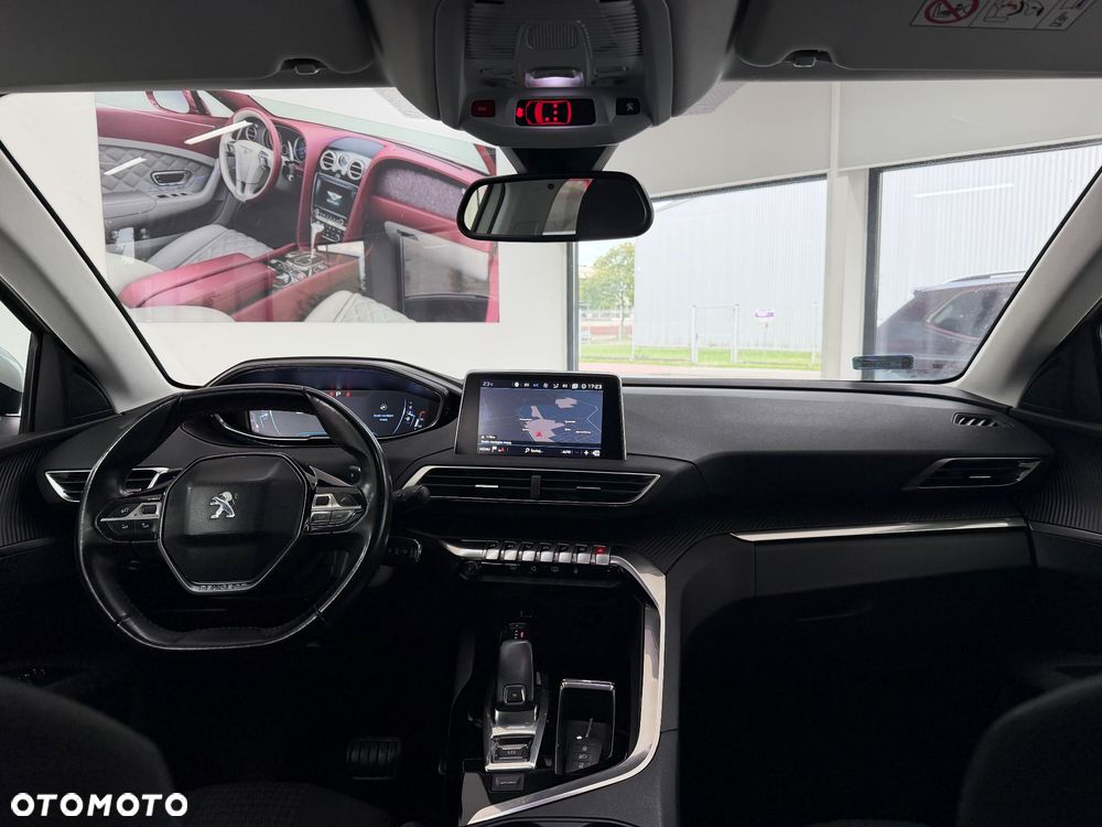 Peugeot 3008 1.6 BlueHDi Allure S&S EAT6 - 7