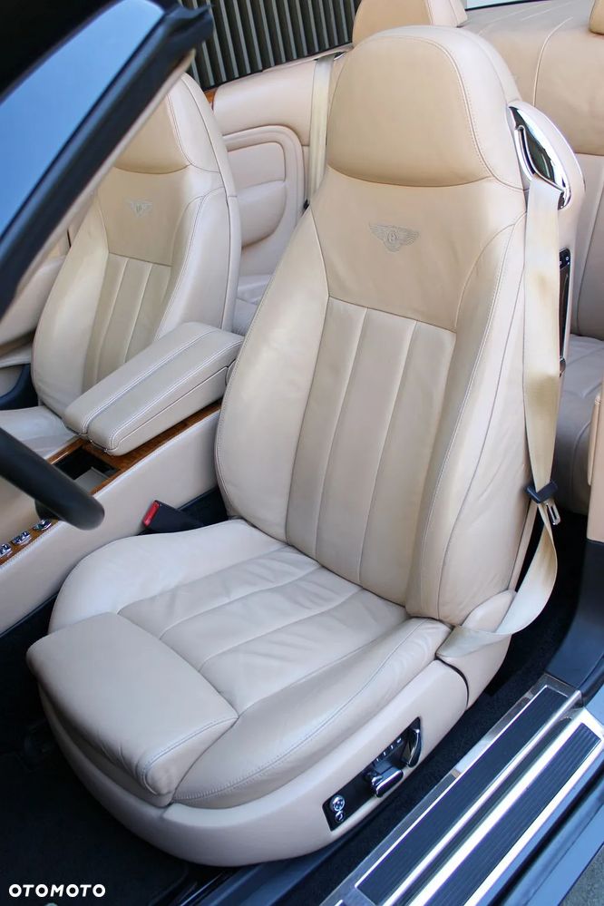 Bentley Azure Standard - 11