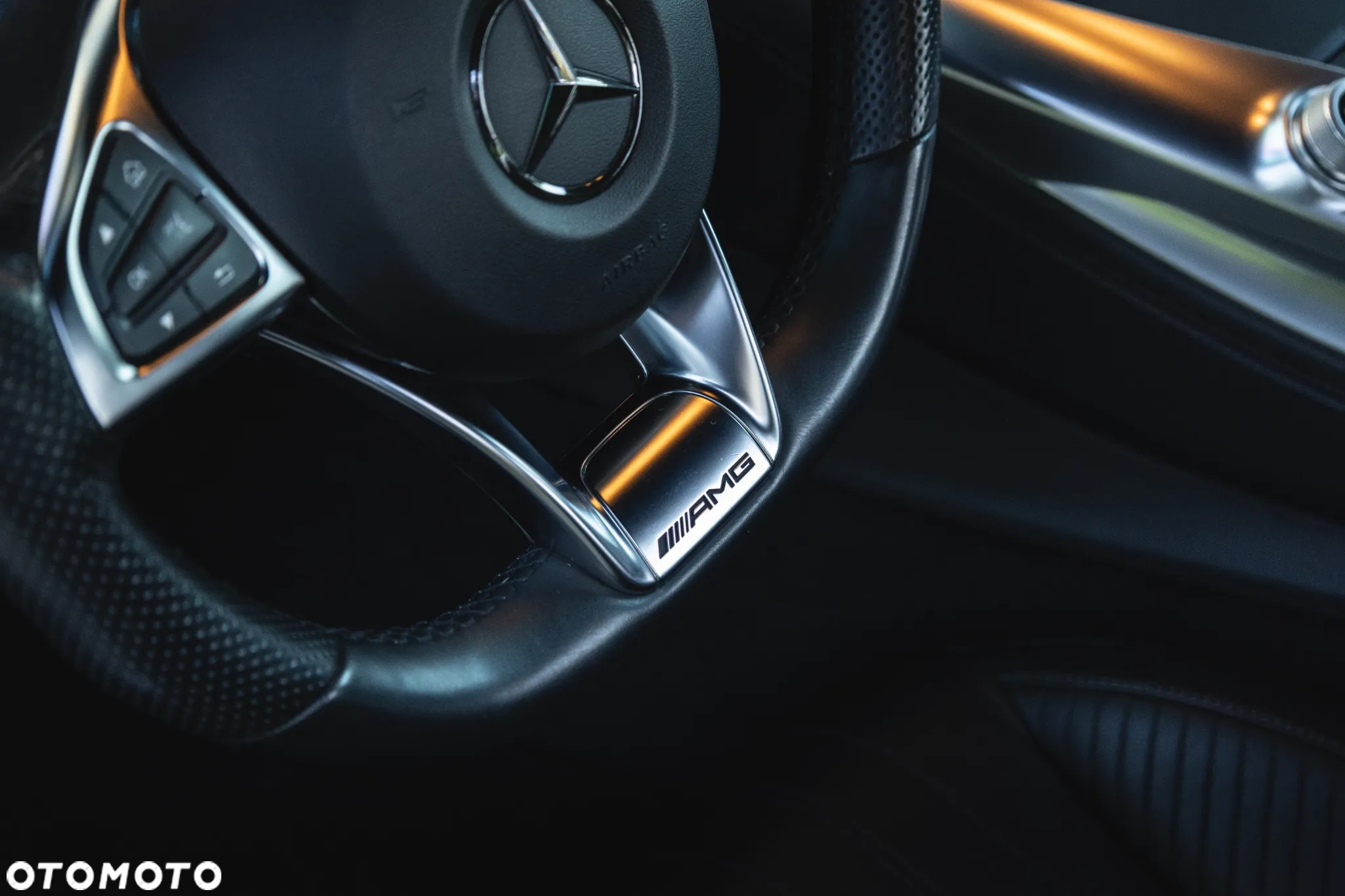 Mercedes-Benz AMG GT Coupe Speedshift 7G-DCT - 19