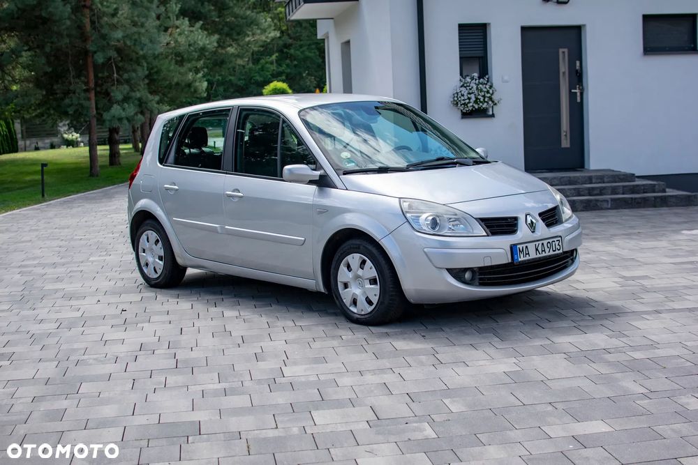 Renault Scenic - 13