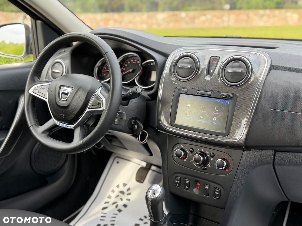 Dacia Sandero Stepway 0.9 TCe Laureate S&S - 17