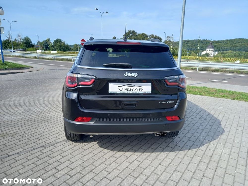 Jeep Compass - 4