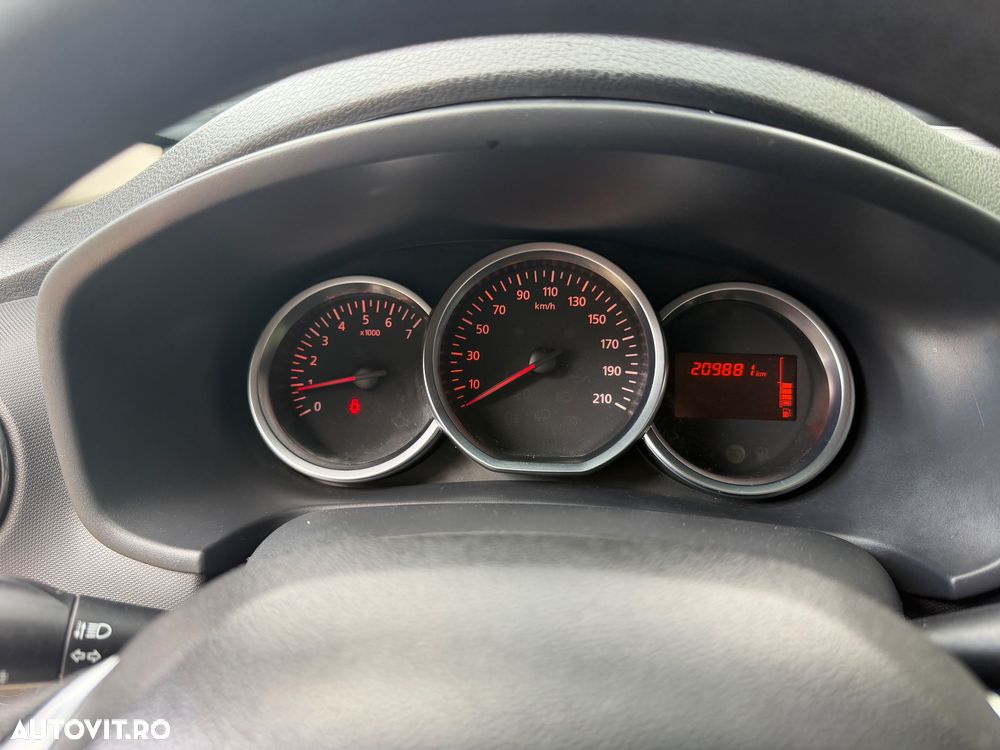 Dacia Logan 1.5 dCi Laureate - 13