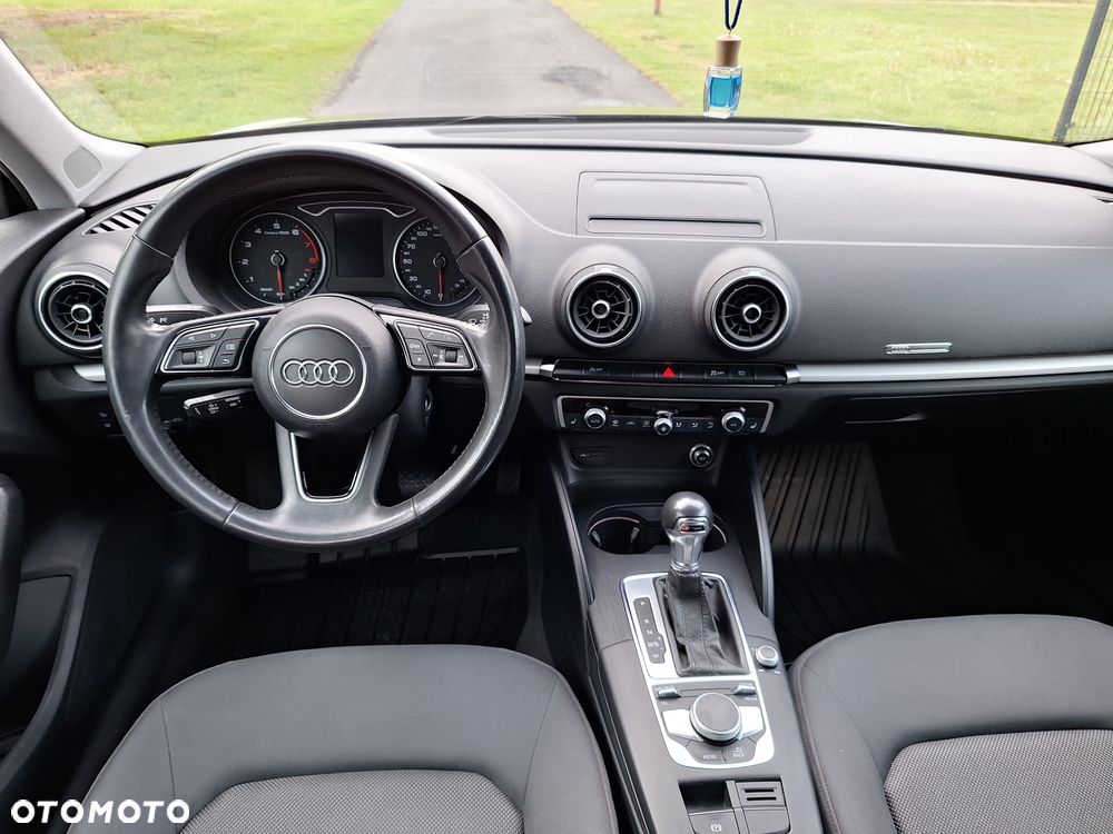 Audi A3 Sportback 35 TFSI S tronic S line - 7