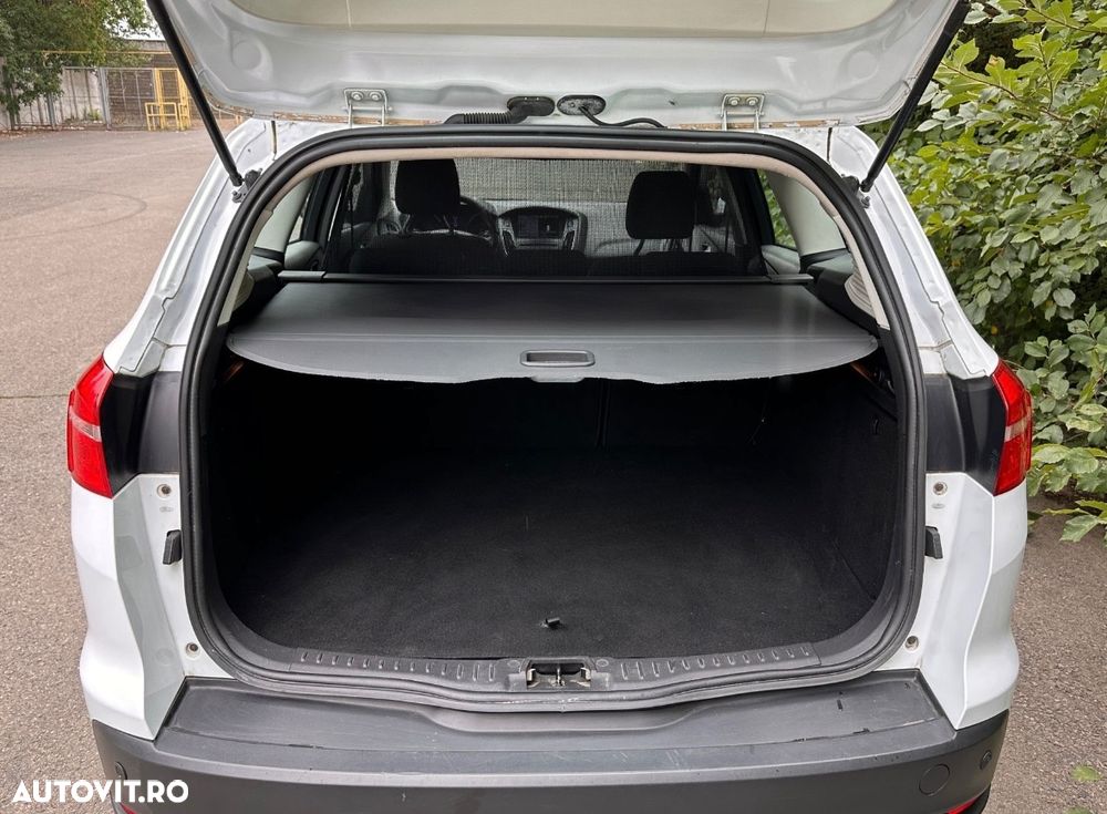 Ford Focus 2.0 TDCI DPF Aut. Titanium - 6