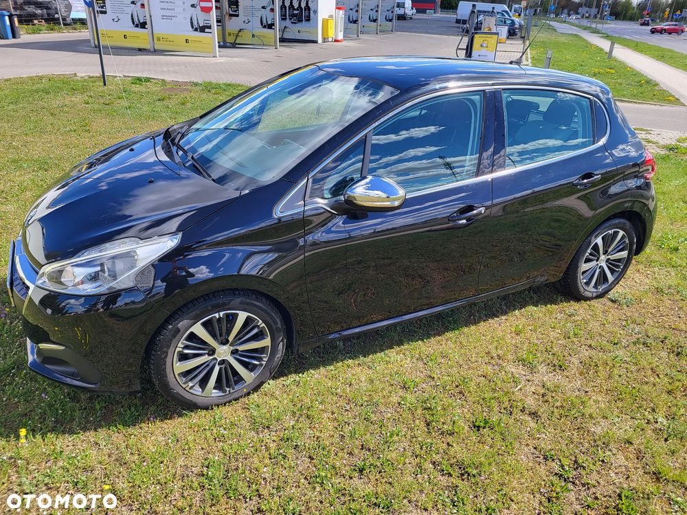Peugeot 208 - 9