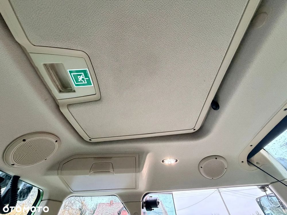 Fendt 724 Vario Profi Plus - 17