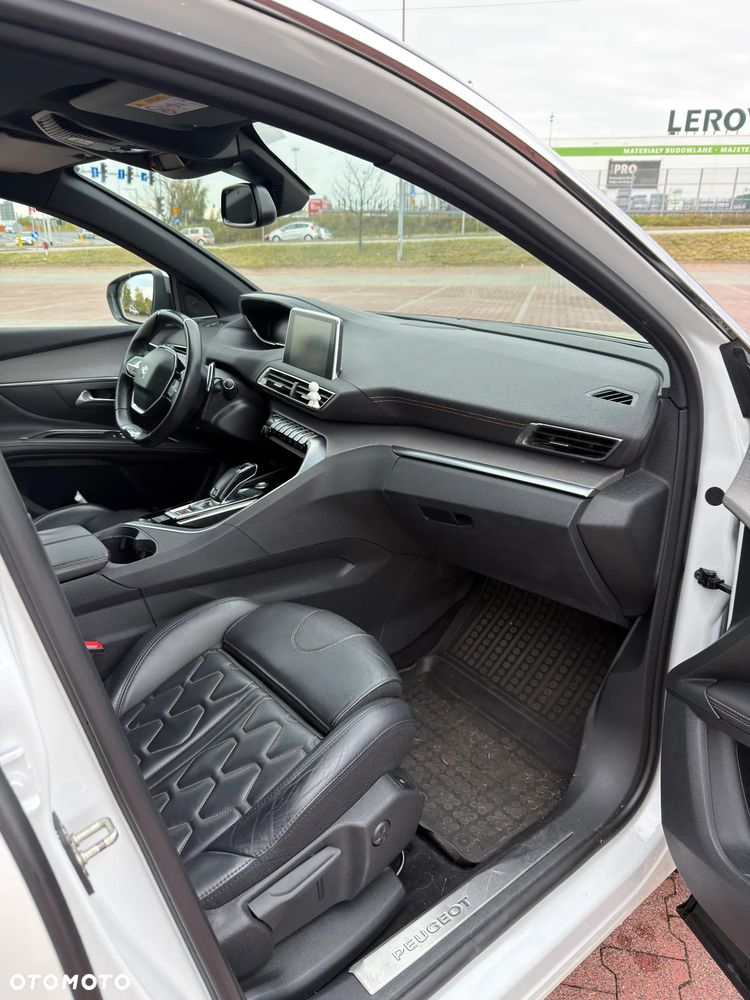 Peugeot 5008 - 17