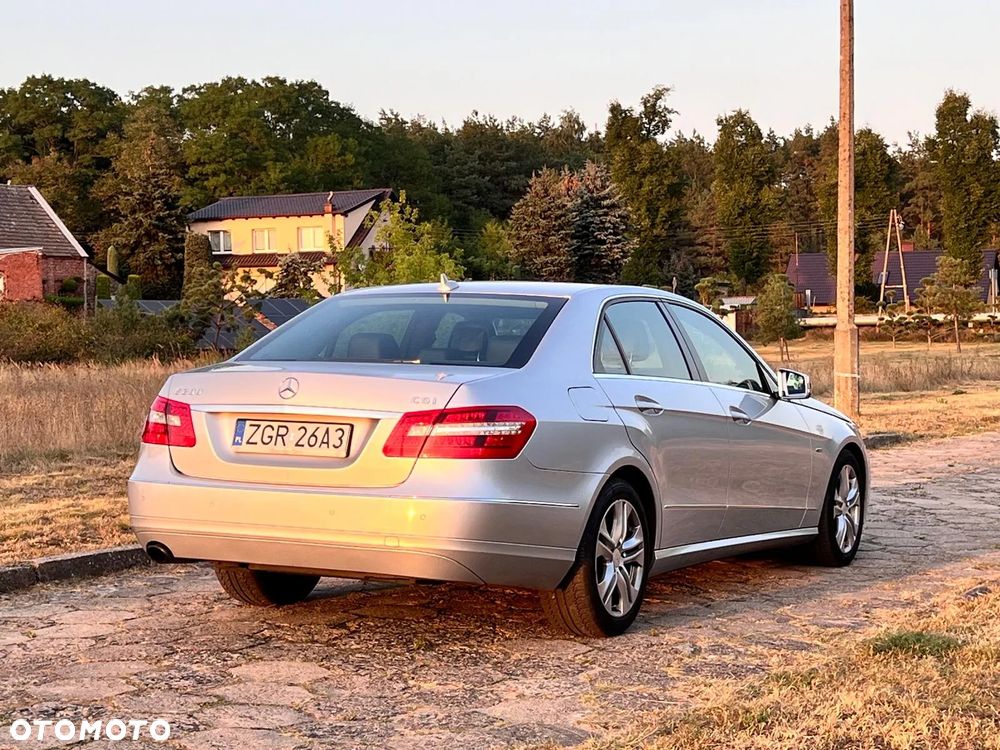 Mercedes-Benz Klasa E - 8