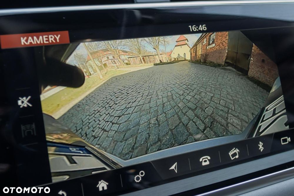 Land Rover Range Rover Evoque P250 R-Dynamic - 32