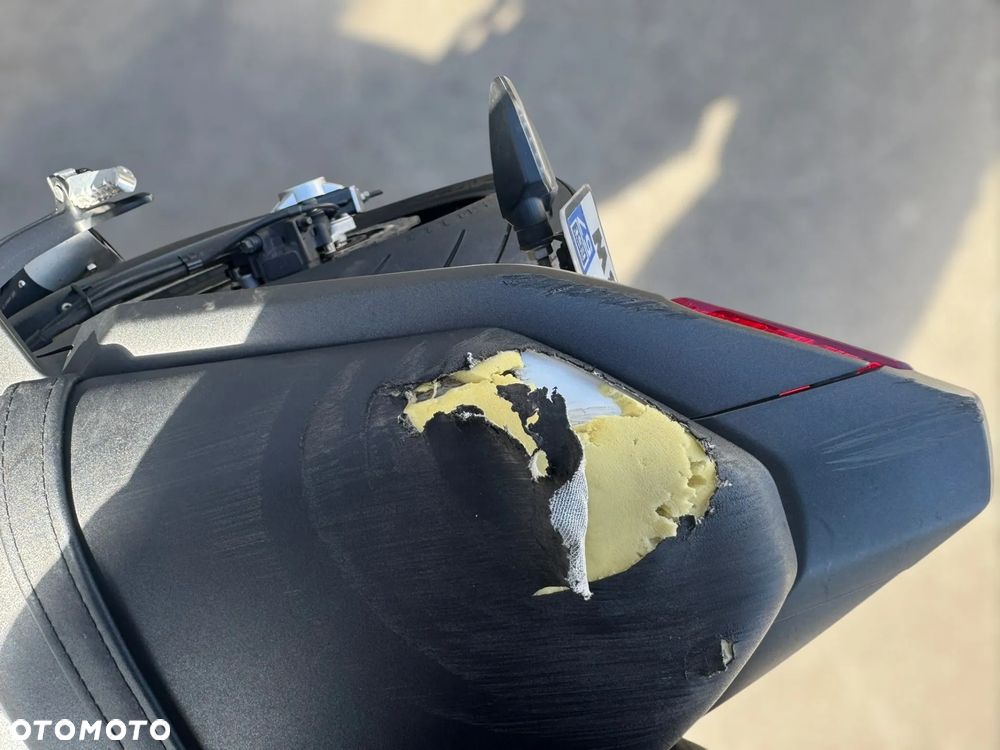 Yamaha MT - 7