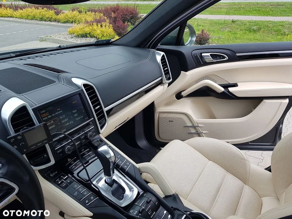 Porsche Cayenne S Diesel - 23
