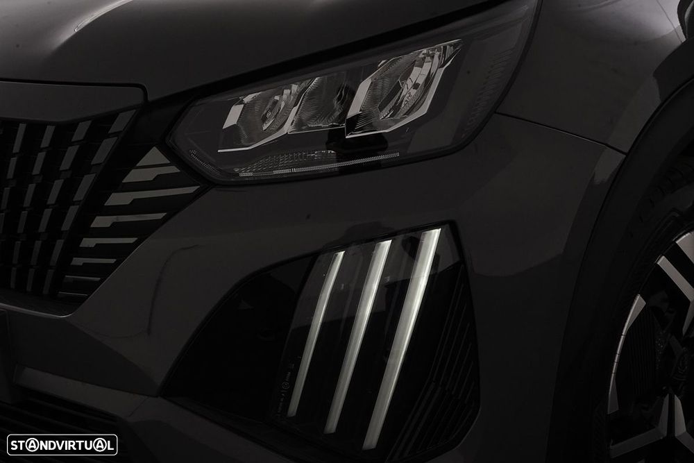 Peugeot 2008 1.2 PureTech Allure - 6