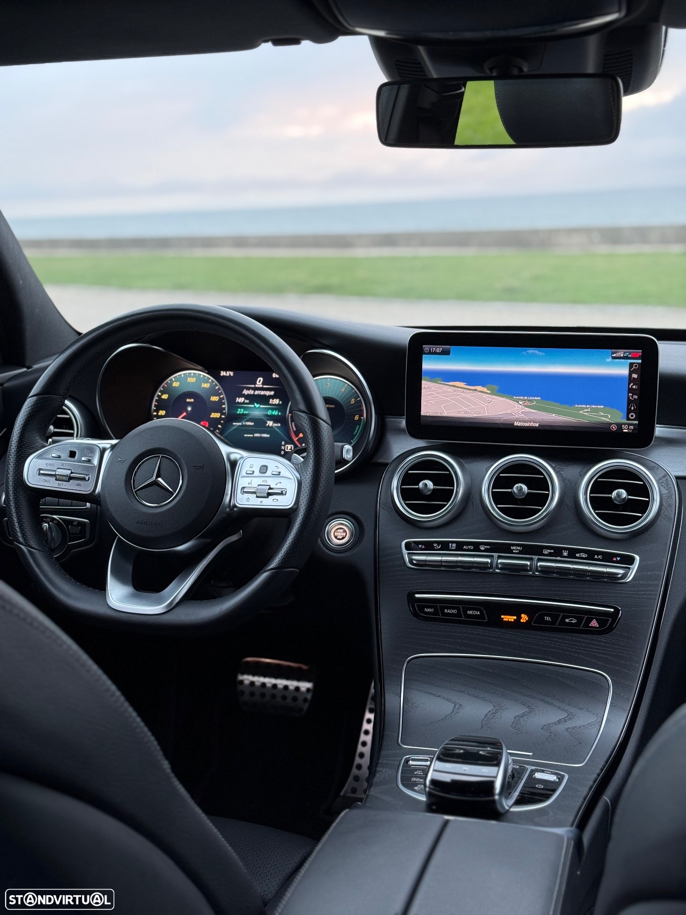 Mercedes-Benz C 300 de AMG Line - 24