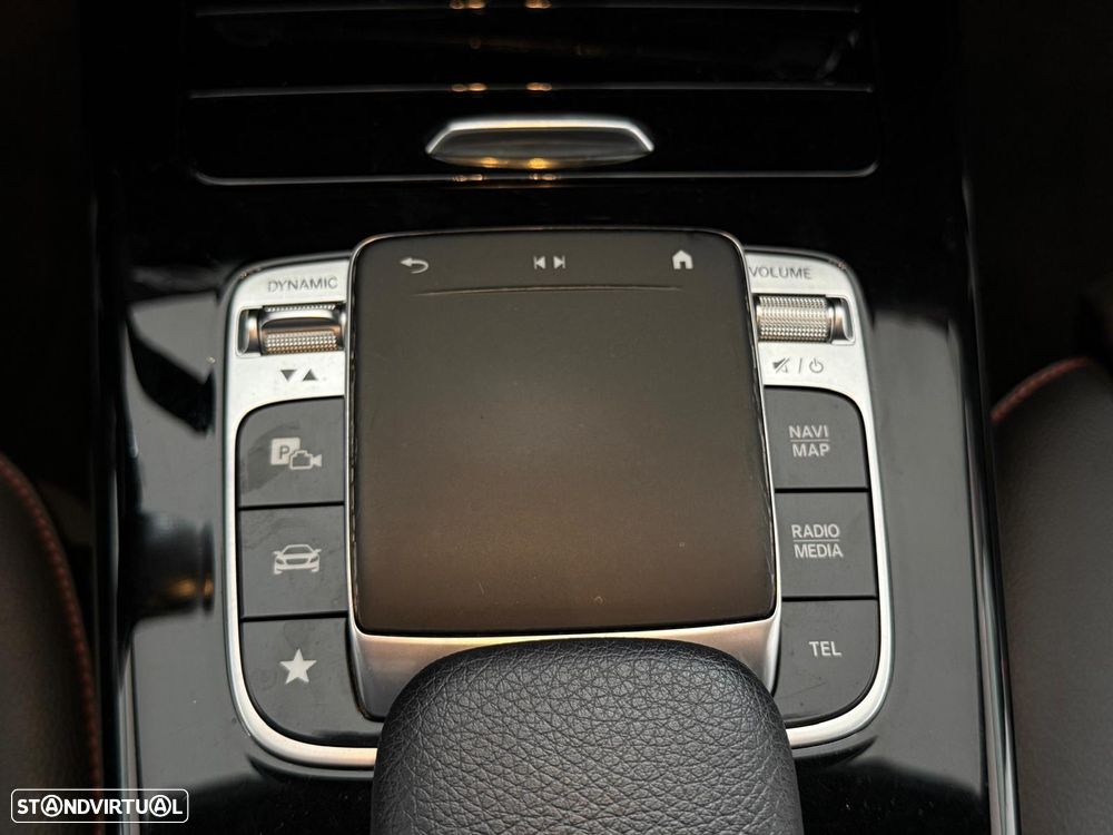 Mercedes-Benz A 180 d 7G-DCT AMG Line - 22