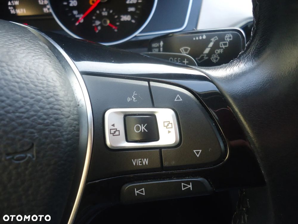 Volkswagen Passat 1.5 TSI EVO Highline DSG - 17