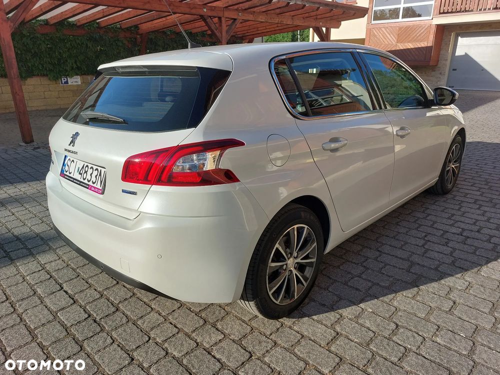 Peugeot 308 130 e-THP Stop & Start Allure - 22