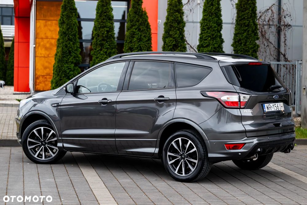 Ford Kuga 1.5 EcoBoost 2x4 ST-Line - 13