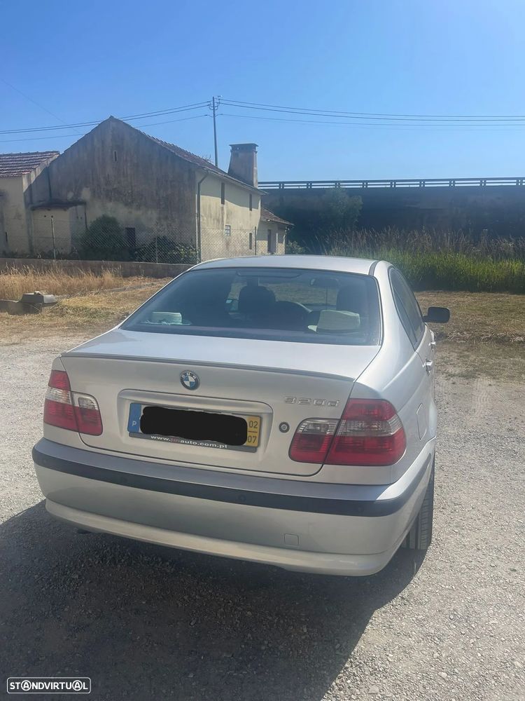 BMW 320 d - 12