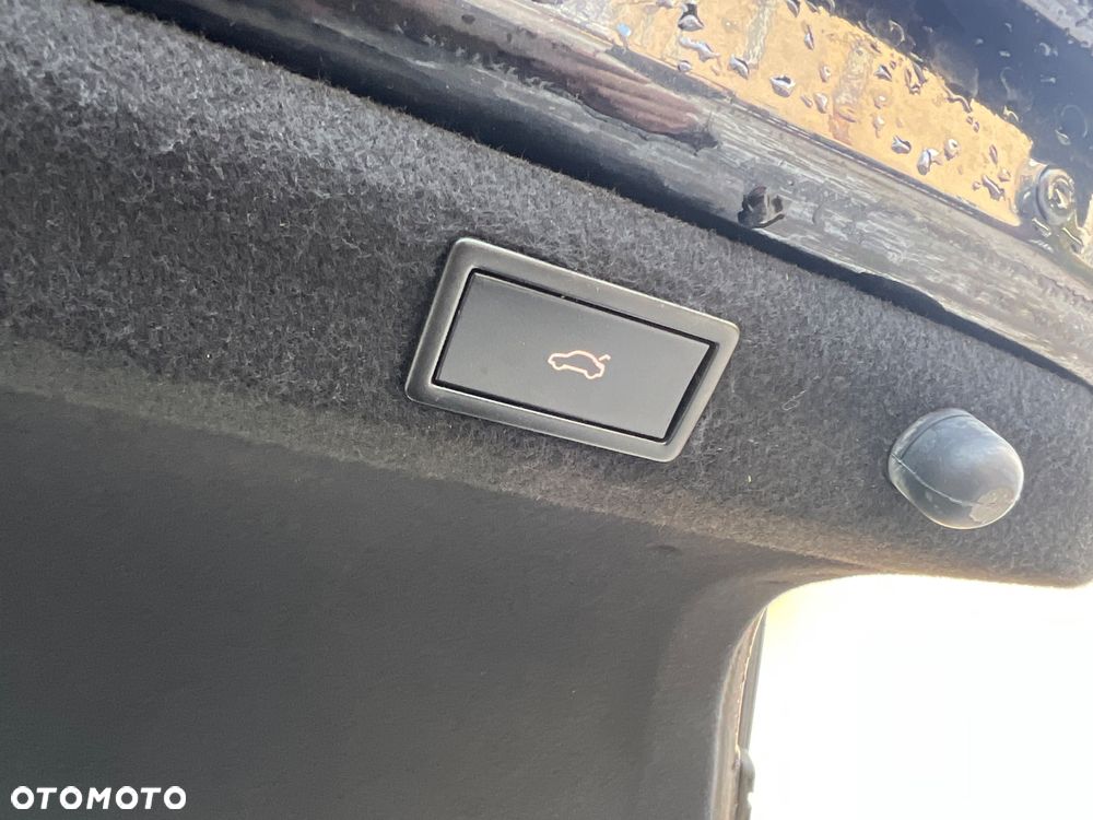 Skoda Superb 2.0 TDI DSG L&K - 7