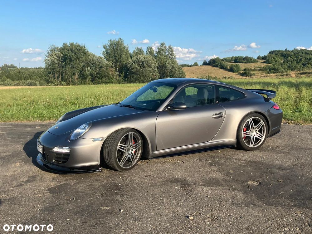 Porsche 911 Carrera S - 1