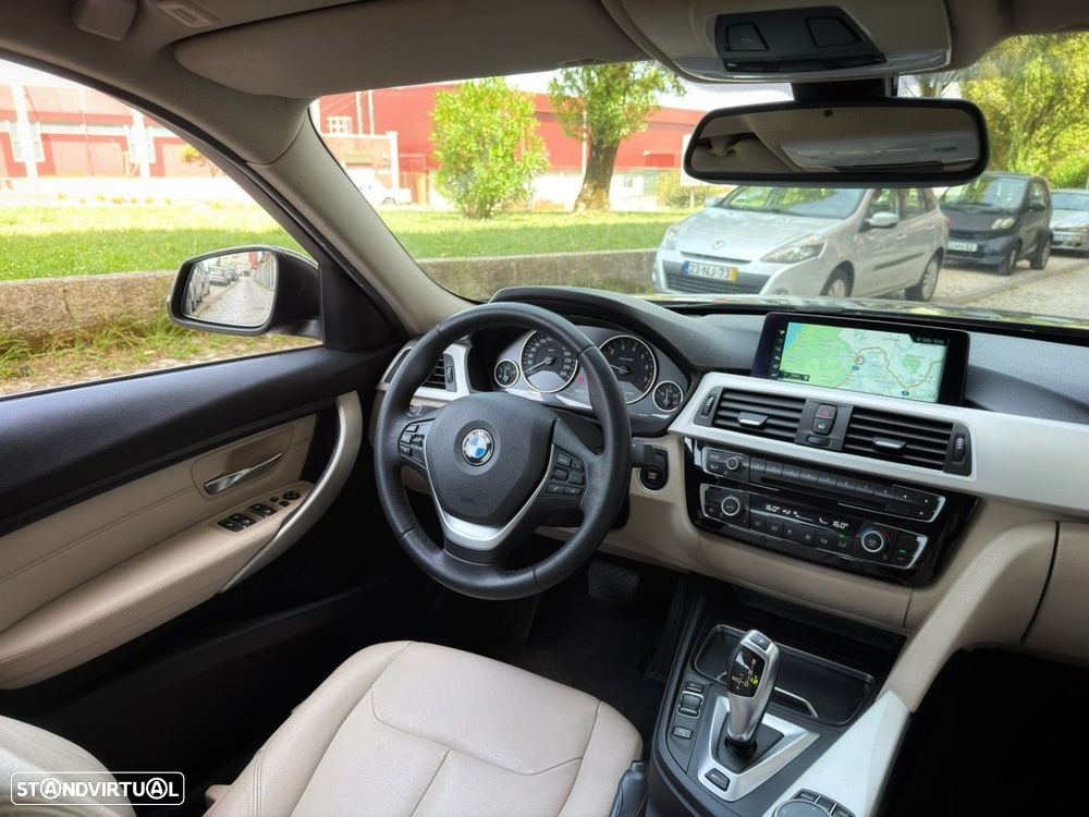 BMW 330 e iPerformance Advantage - 22