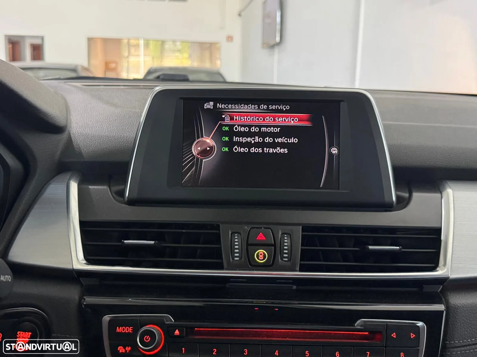 BMW 216 Gran Tourer d - 32