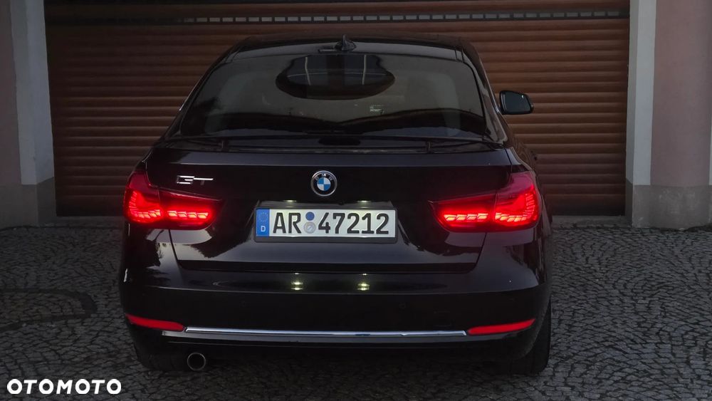 BMW 3GT 320d Sport-Aut Luxury Line - 4