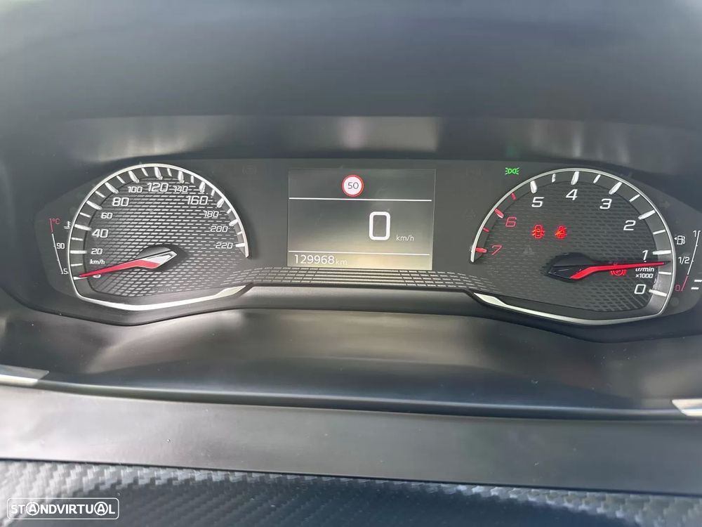 Peugeot 2008 1.2 PureTech Allure Pack - 34
