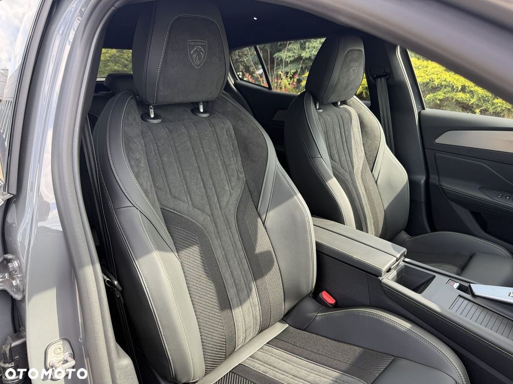 Peugeot 408 1.2 PureTech mHEV GT Exclusive S&S e-DSC6 - 20