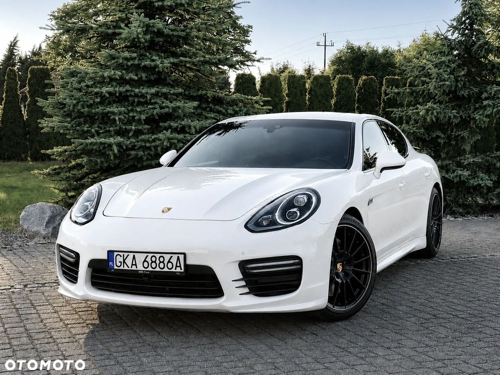 Porsche Panamera GTS - 1