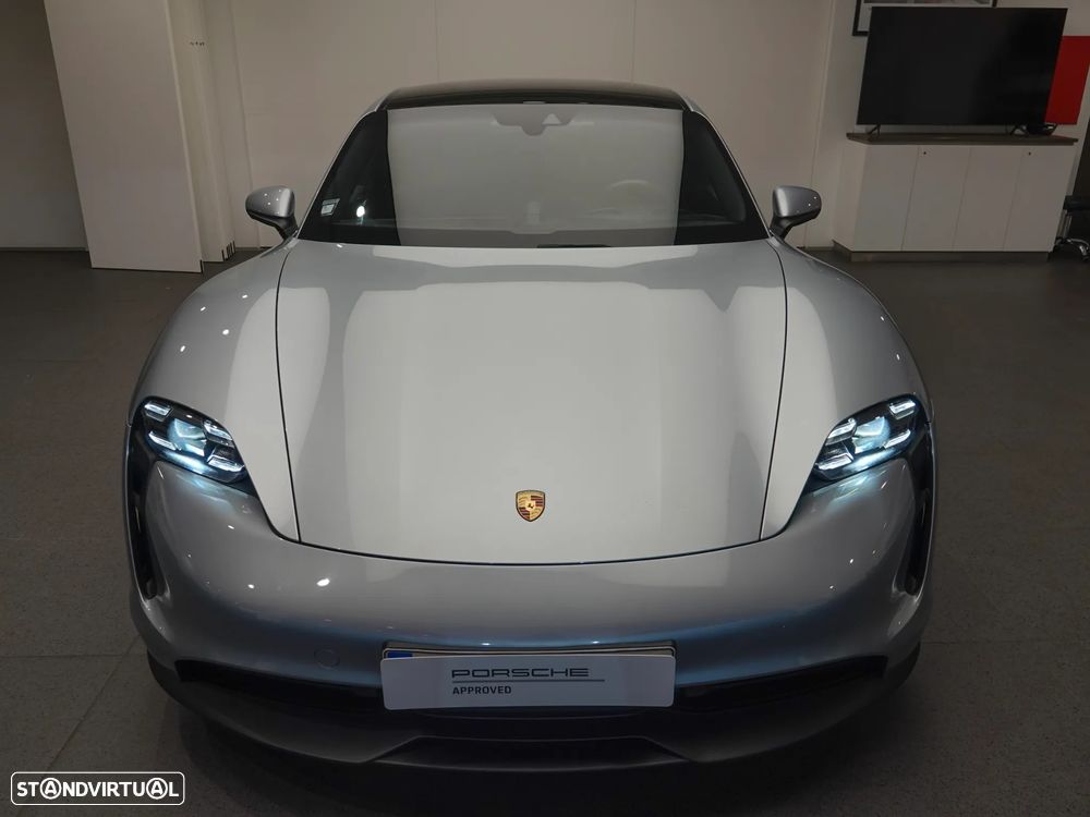 Porsche Taycan 4S - 10