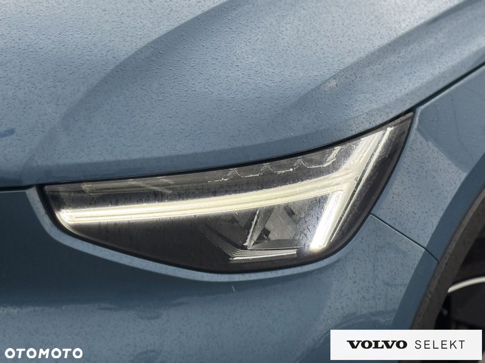 Volvo XC 40 - 31
