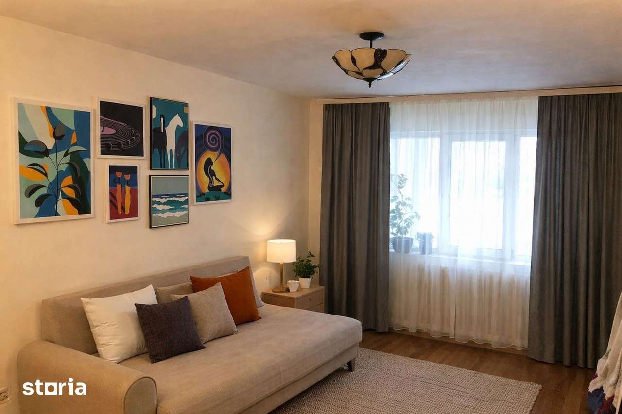 Living area of Apartament 2 bedroom in Strada Parang