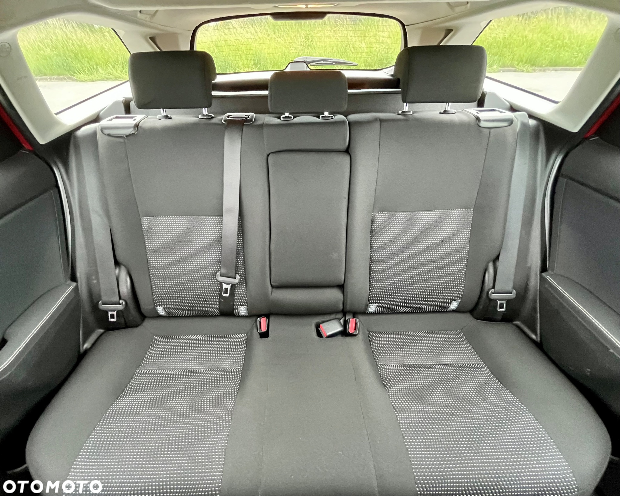 Toyota Auris 1.8 HSD Luna - 18