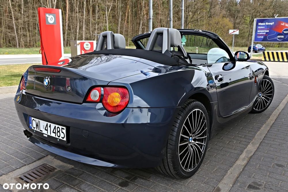 BMW Z4 2.2i - 20