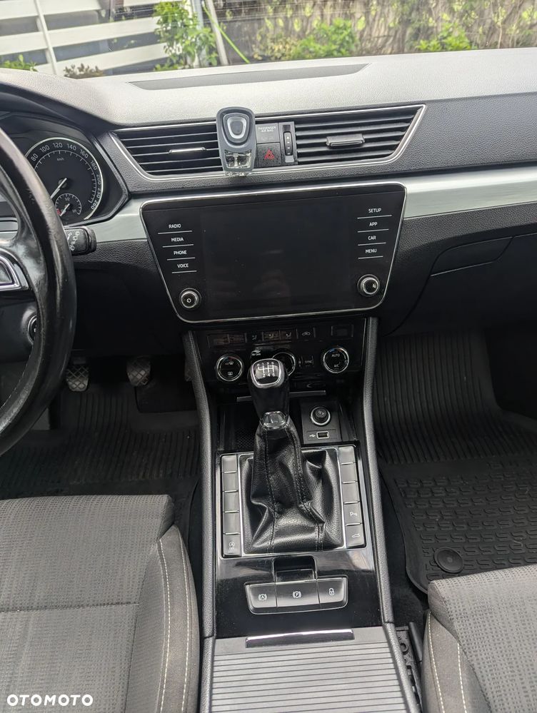 Skoda Superb - 4