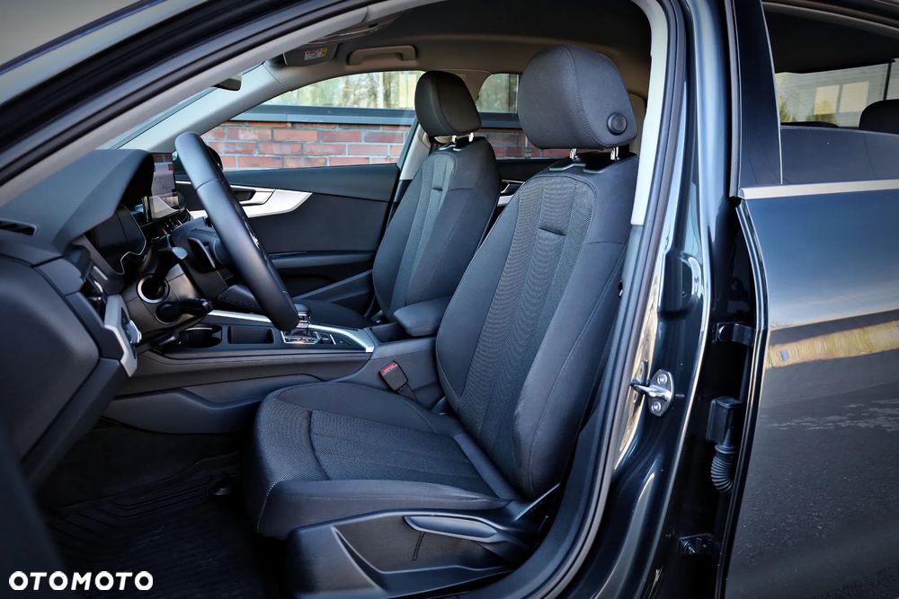 Audi A4 Limousine - 24