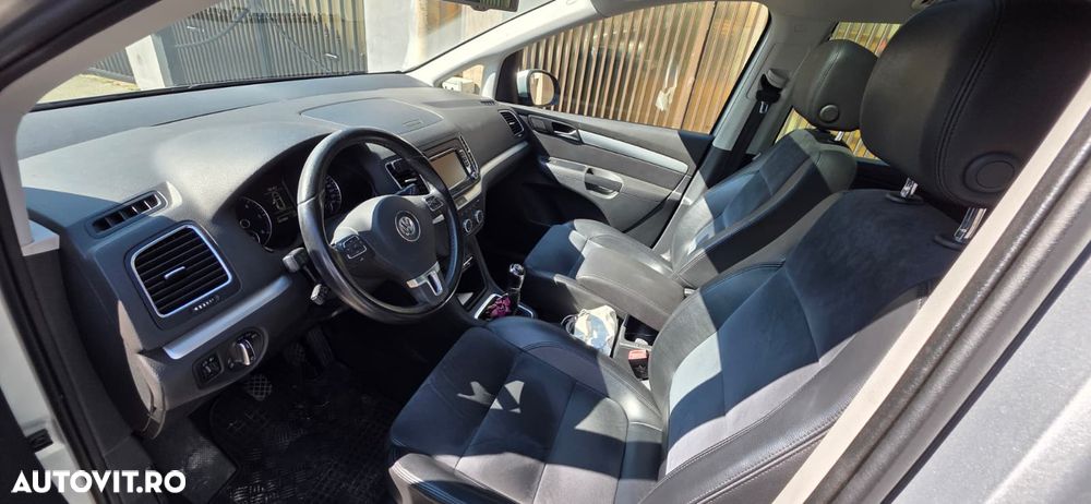 Volkswagen Sharan 2.0 TDI 4MOTION BlueMotion Technology Highline - 22