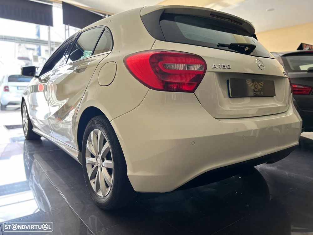 Mercedes-Benz A 180 CDI (BlueEFFICIENCY) Urban - 8